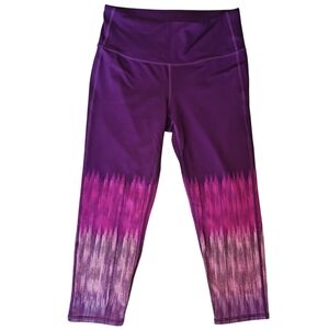 Athleta Chaturanga Cropped Leggings In Fuchsia/Pink - Sz S